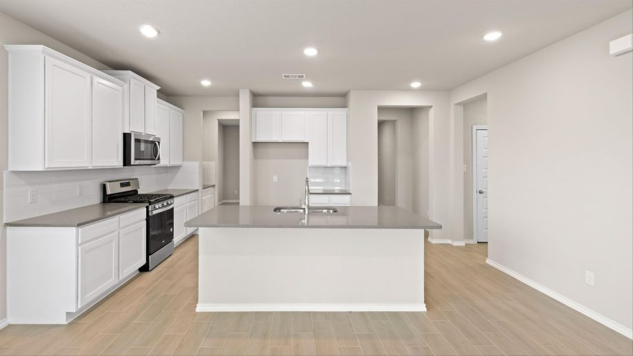 01 Ebony II Floor Plan