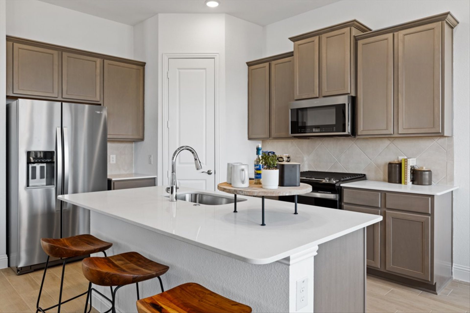 Sweetwater III at 429 Silent Pond Park, Lavon, Texas: photo 3