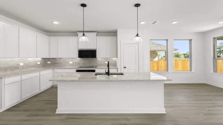 1105 Rushing Kitchen