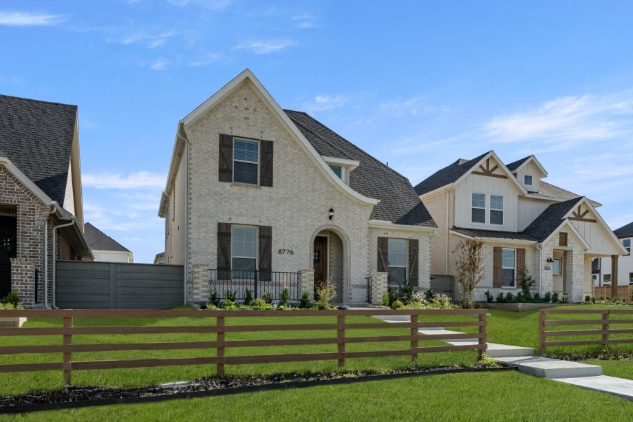 8776 Treeline- Front-2