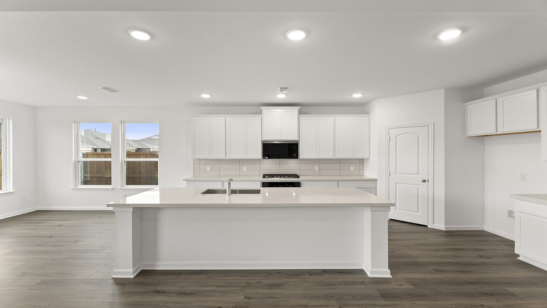 Cypress II at 9328 Derry Lane, Little Elm, Texas: photo 3