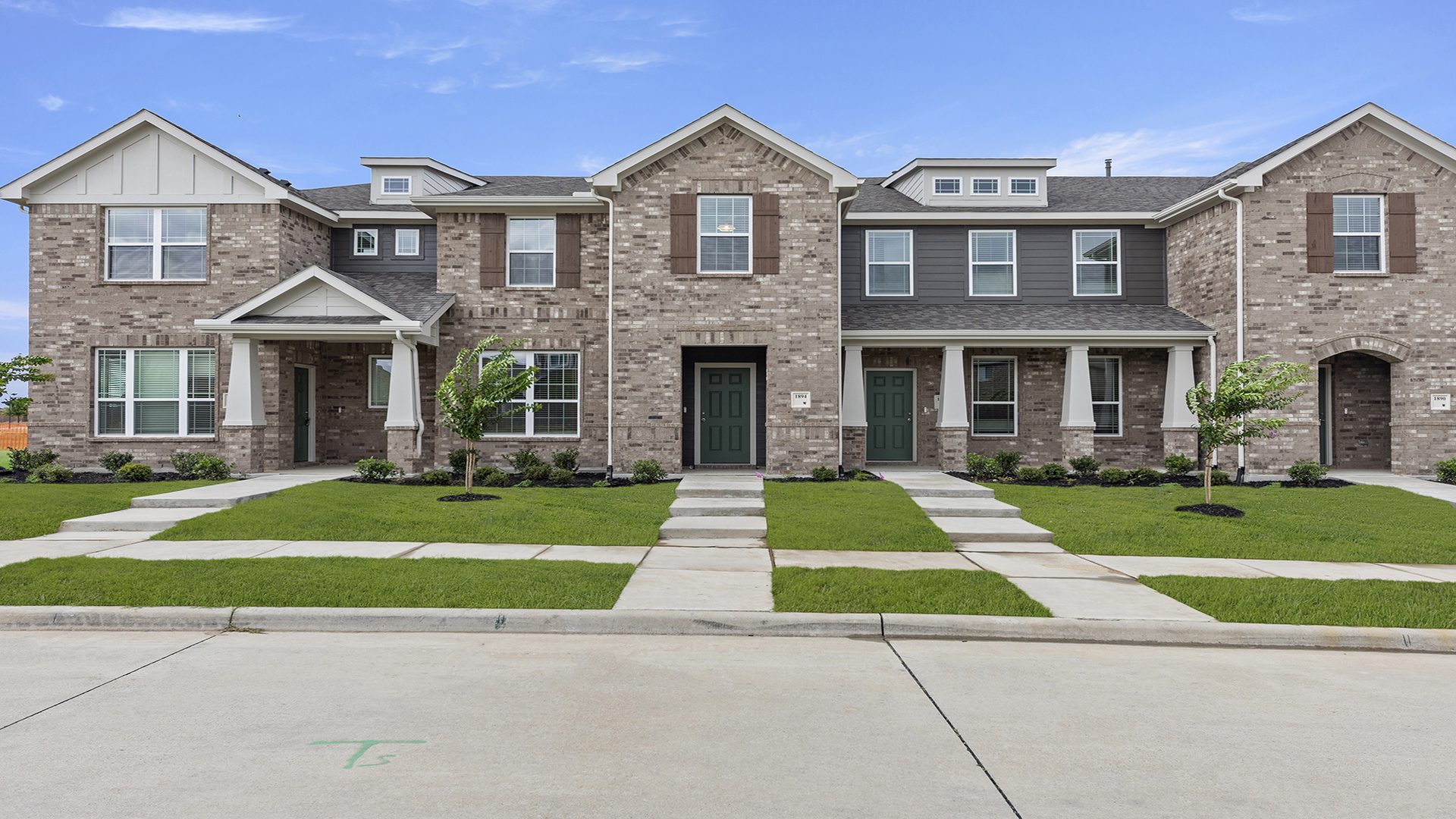 Houston at 1894 Indigo Lane - Bldg 15, Heartland, Texas: photo 3