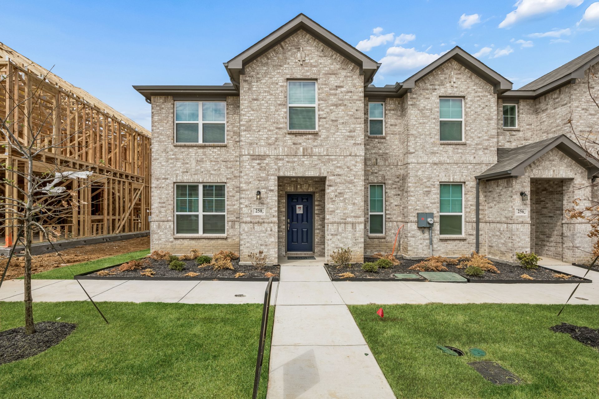 Houston 5B1 at 258 Territory Trail - Bldg 19, Fort Worth, Texas: photo 2