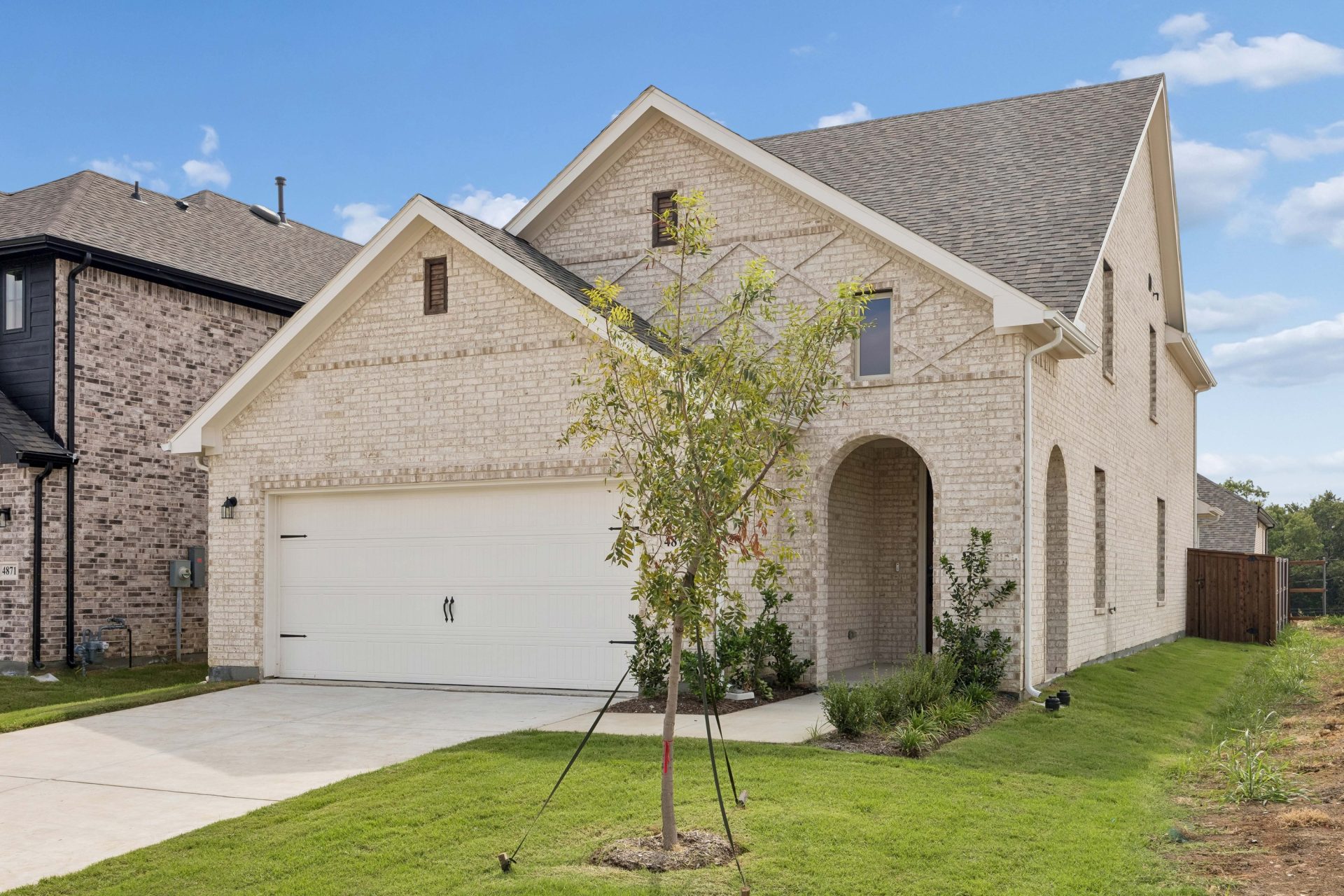Cedar at 4873 Dee Street, Celina, Texas: photo 2